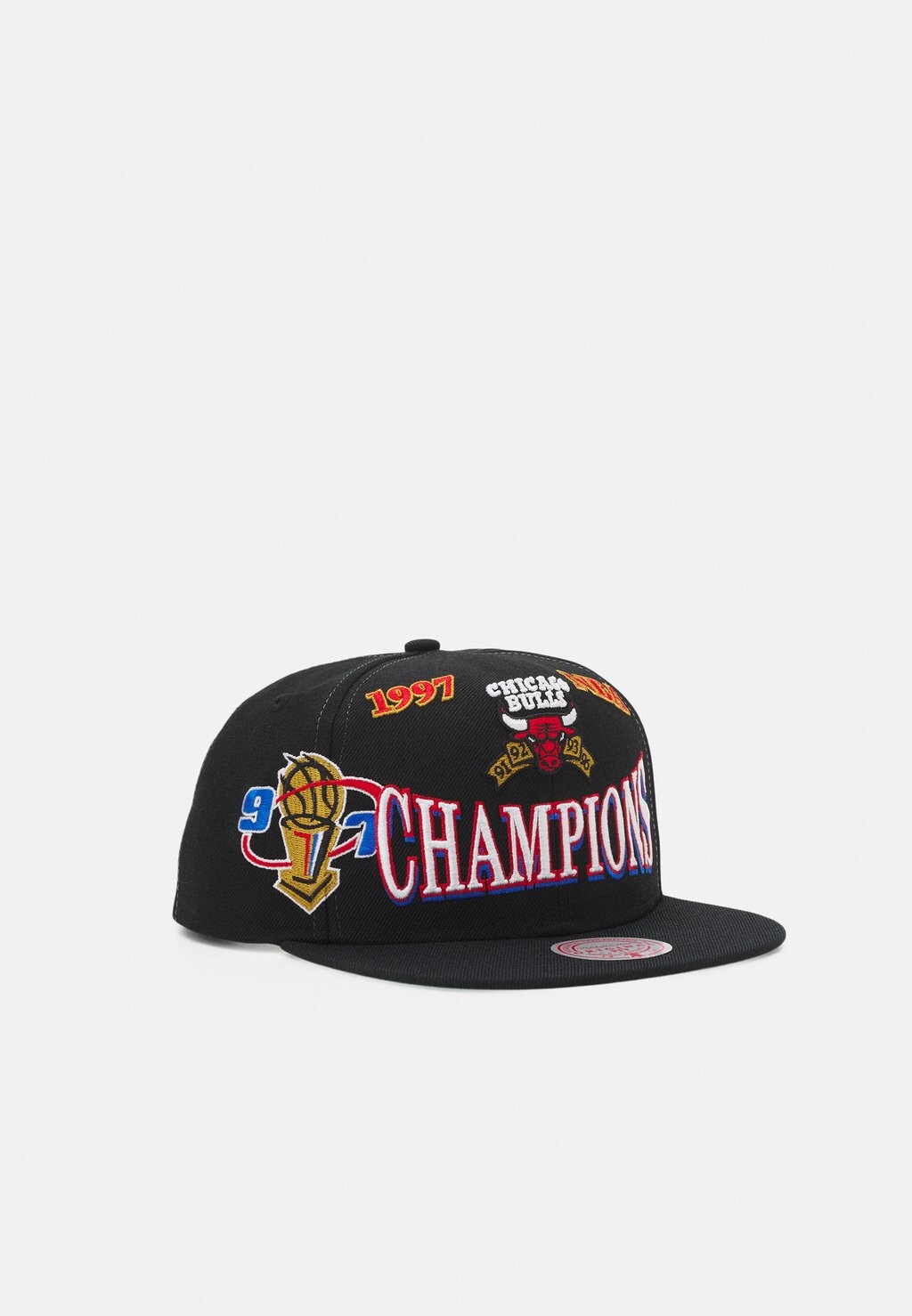 

Бейсболка NBA CHICAGO BULLS 97 CHAMPIONS SNAPBACK Mitchell & Ness, цвет black