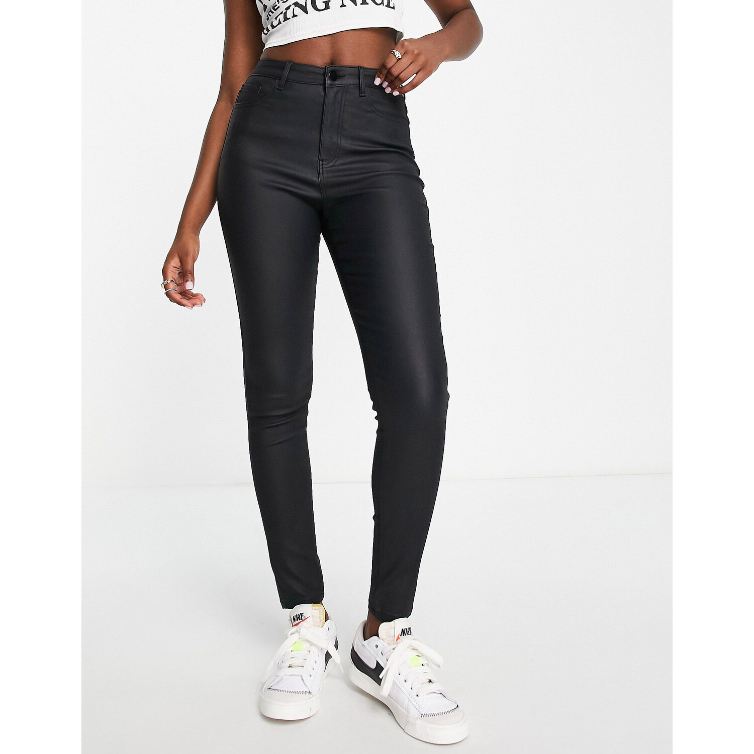 

Джинсы Urban Bliss Coated Skinny, черный