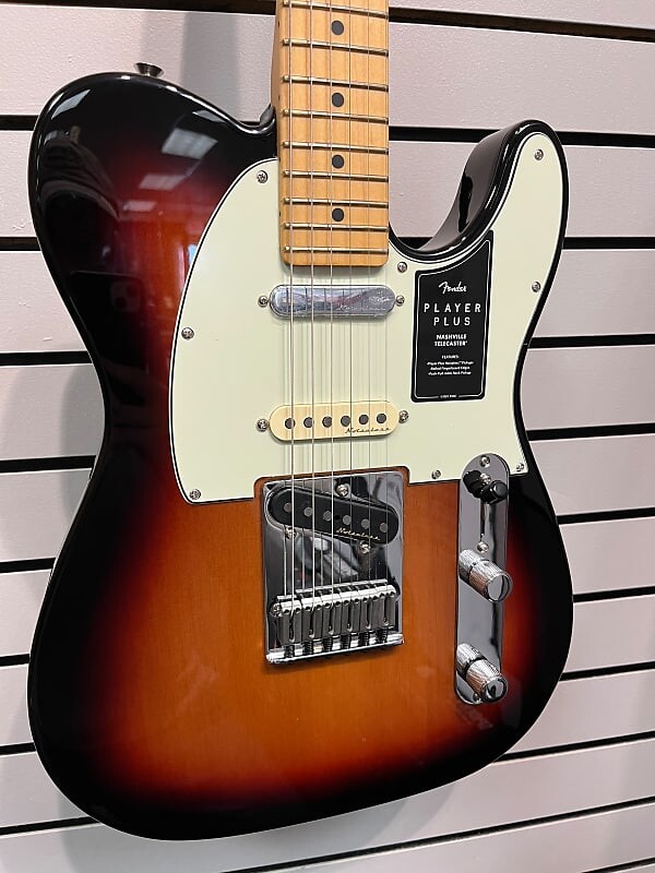 

Fender Player Plus Nashville Telecaster 3-Tone Sunburst