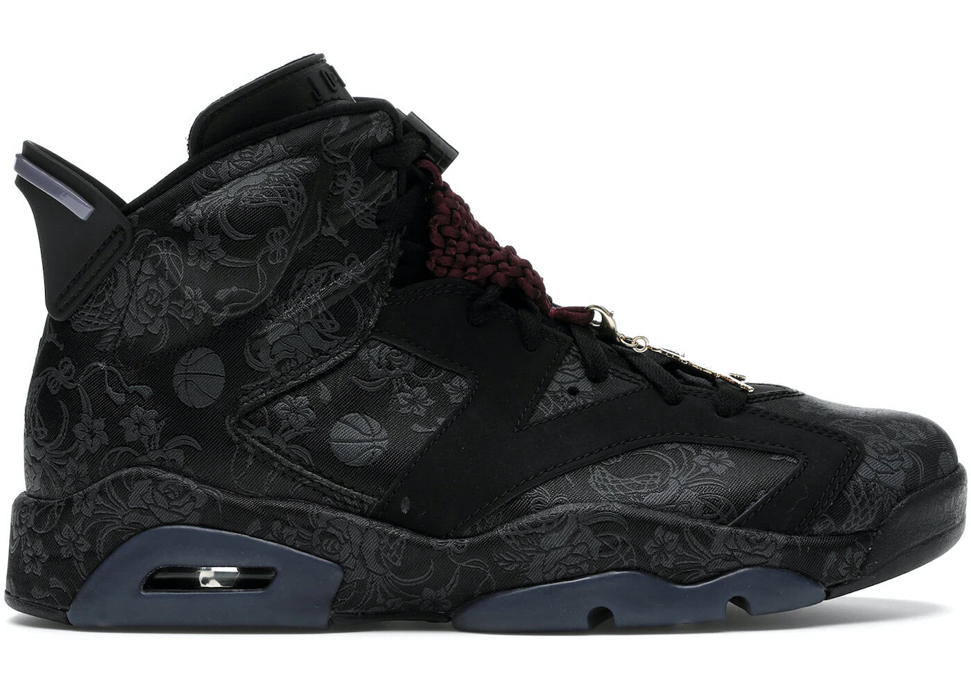 

Кроссовки Jordan 6 Retro Singles Day Triple Black