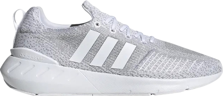 

Кроссовки Adidas Swift Run 22, белый