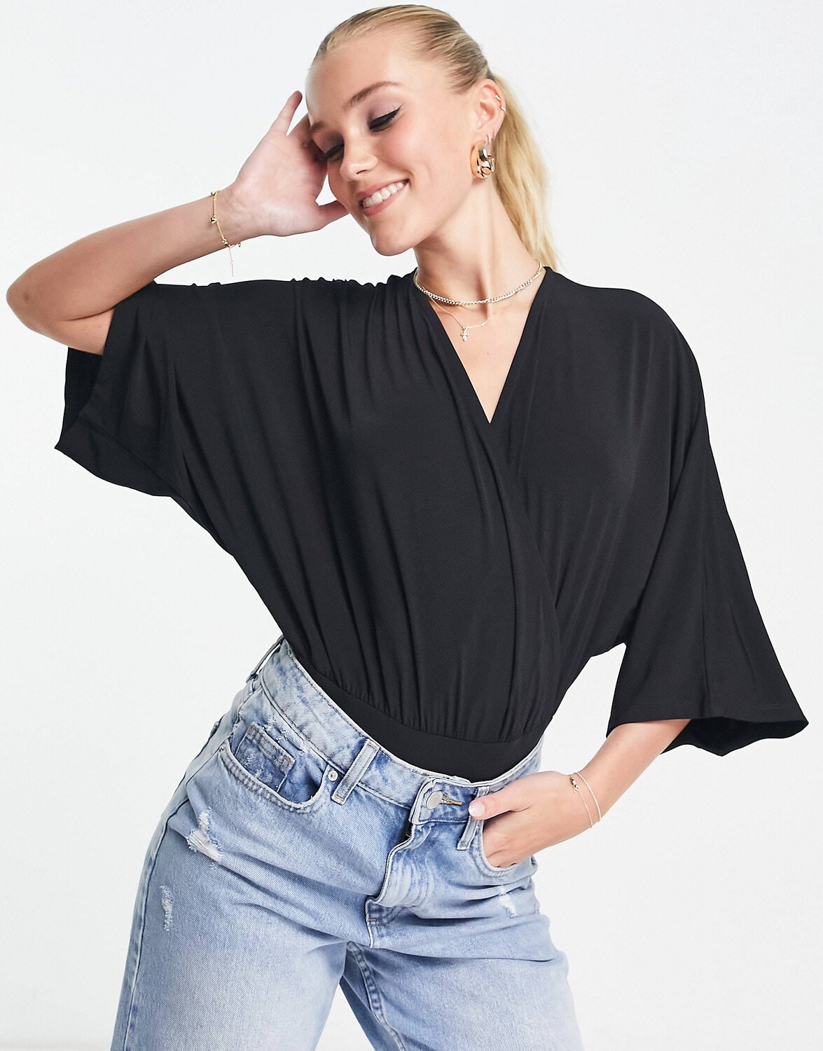 

Черное боди с запахом и рукавами ангела ASOS DESIGN