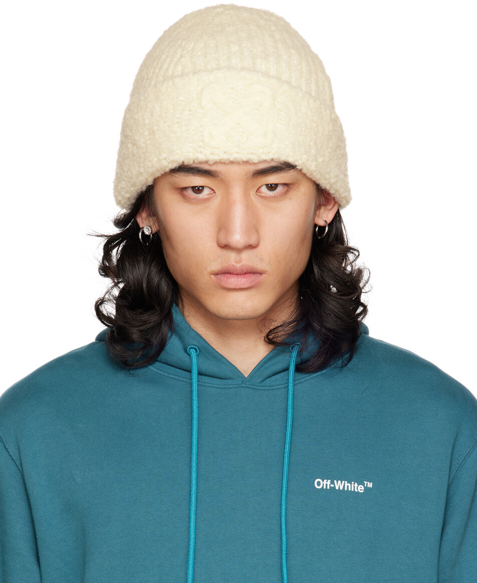 

шапка Off-White с вышивкой