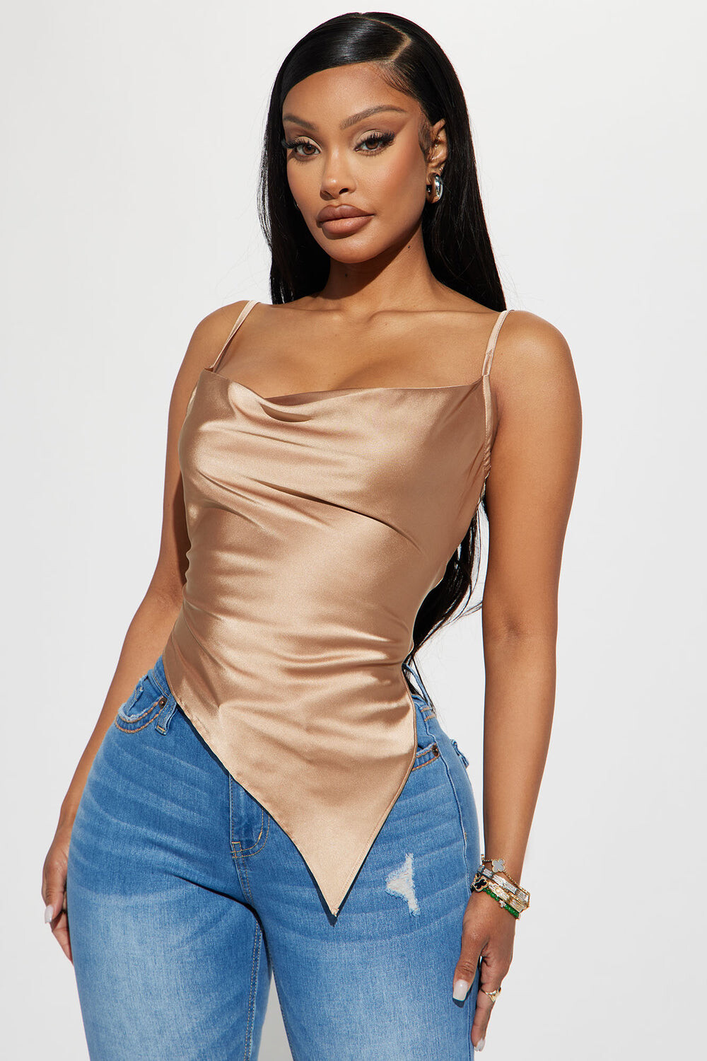 

Топ Fashion Nova 22GWF8682, шампанское