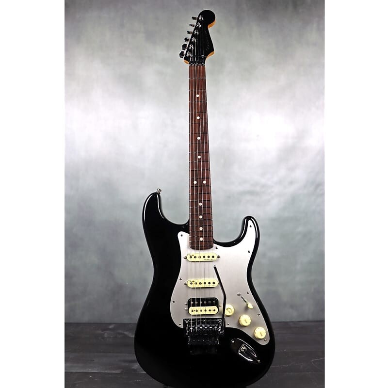 

Fender Ultra Luxe Stratocaster Floyd Rose HSS, гриф из палисандра, электрогитара Mystic Black 0118070710