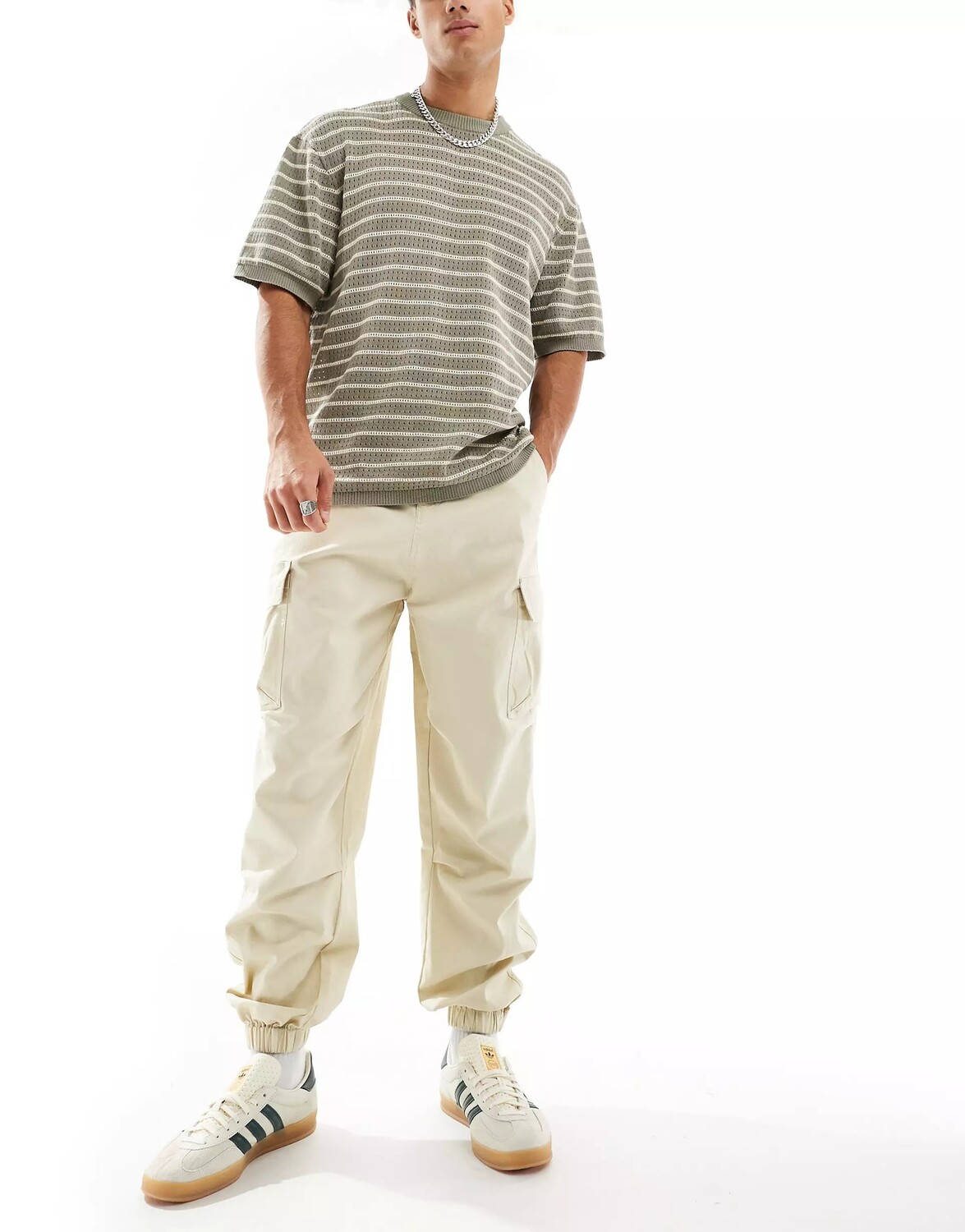 

Брюки Asos Design Oversized Tapered Cargo, светло-серый
