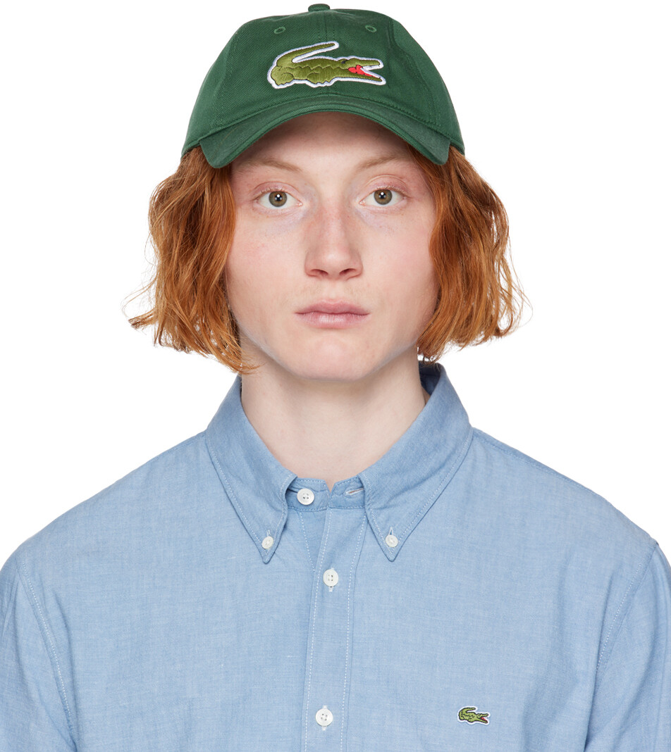 

Зеленая кепка с вышивкой Lacoste
