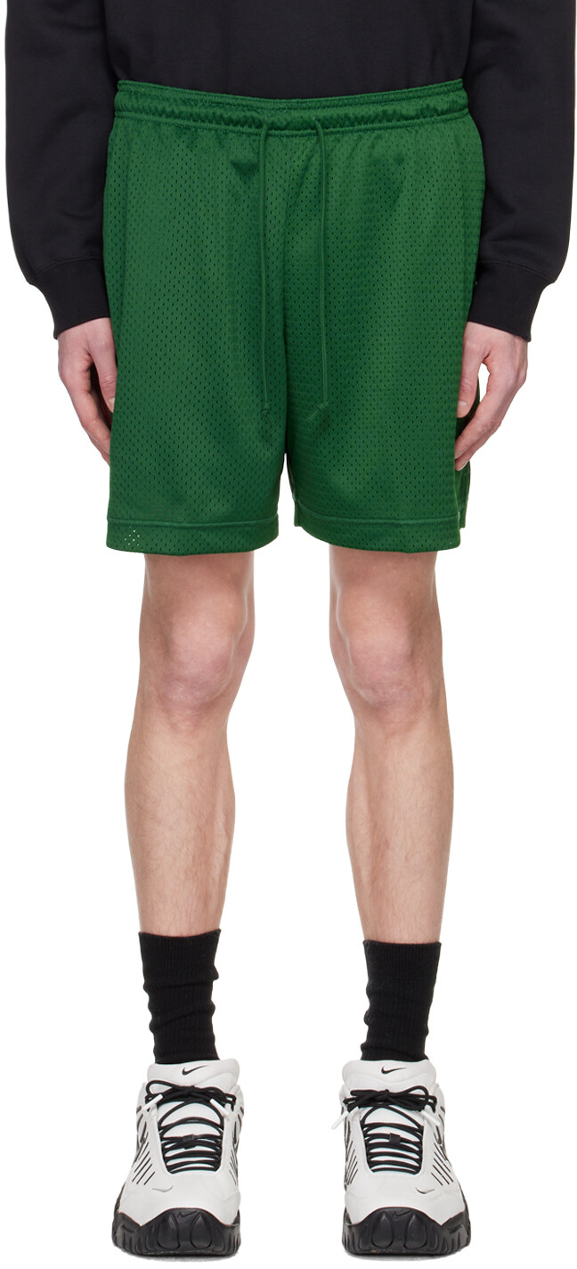 

Зеленые шорты Sportswear Authentication Nike
