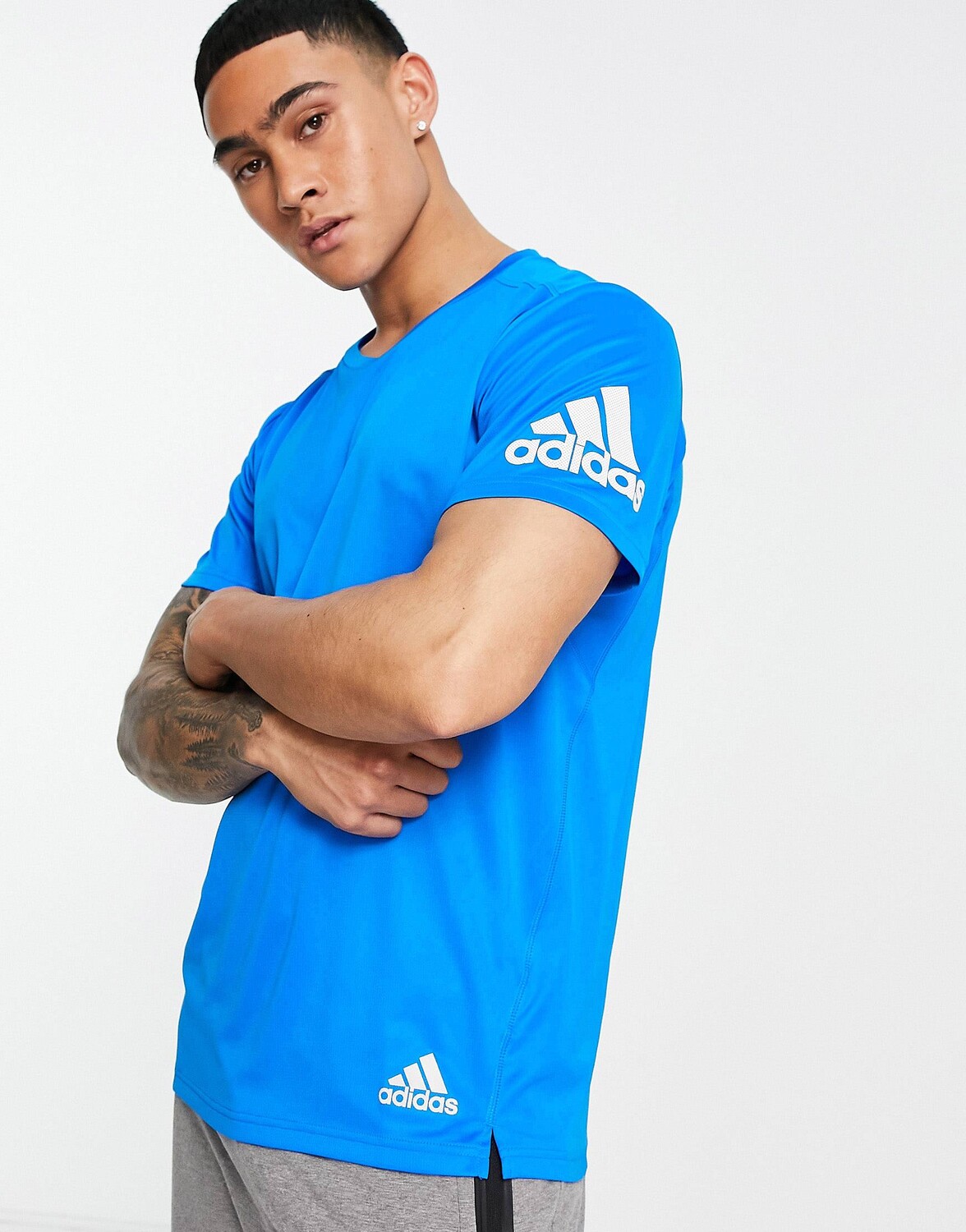 

Синяя футболка adidas Running Run It