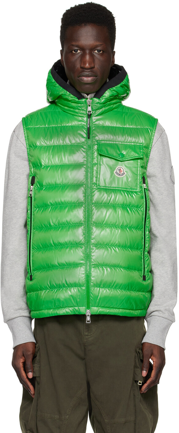 

Зеленый пуховый жилет раго Moncler