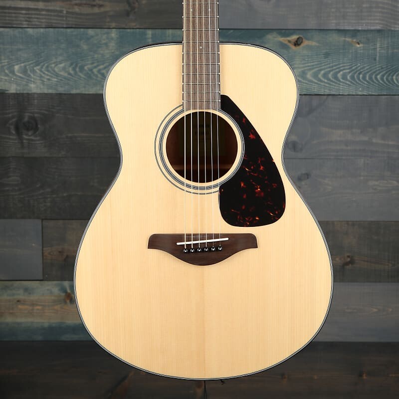 

Акустическая гитара Yamaha FS800 Natural Dreadnought FS800 Natural Dreadnought Acoustic Guitar