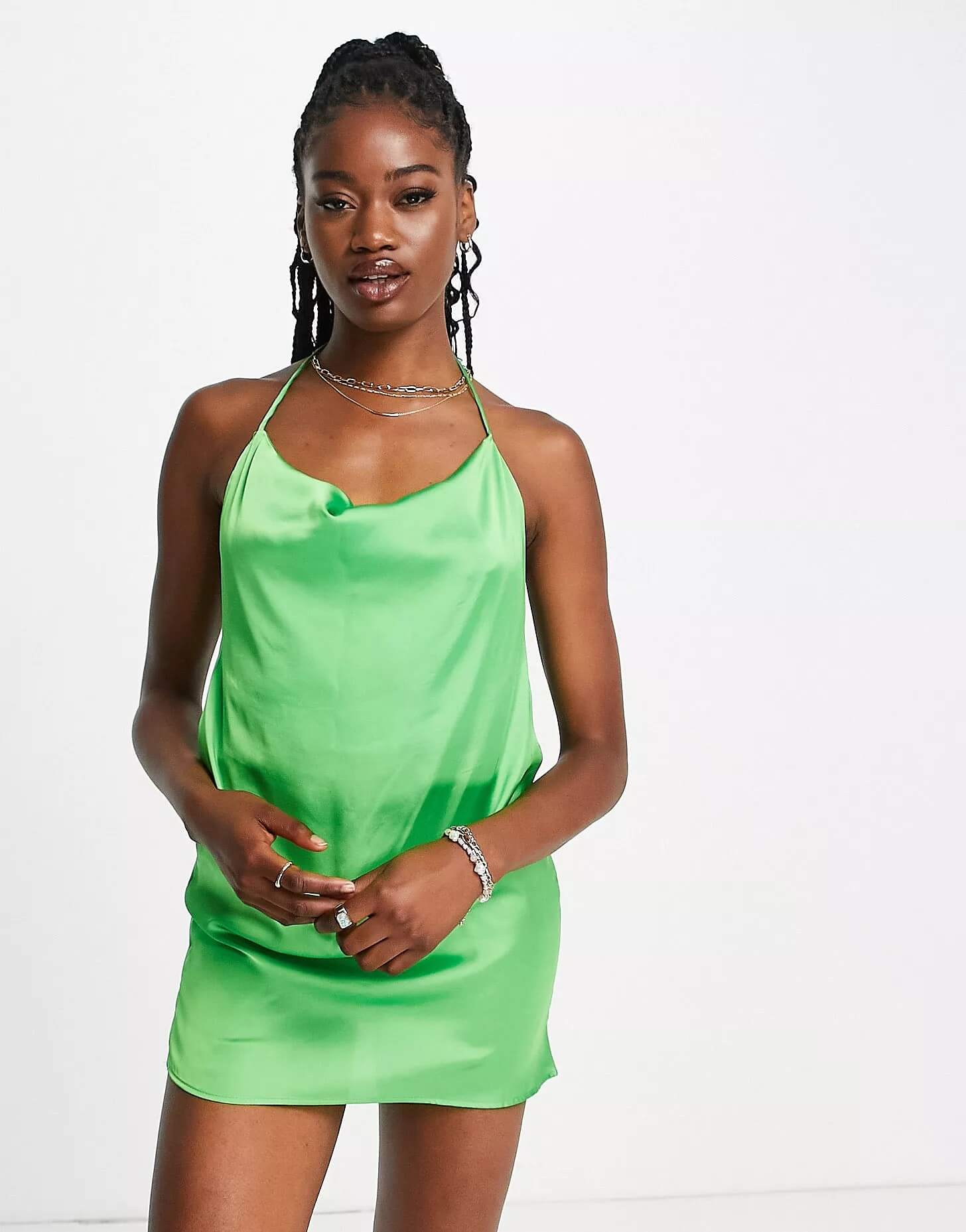 цена Платье Pull&Bear Cowl Neck Satin Mini, мятно-зеленый