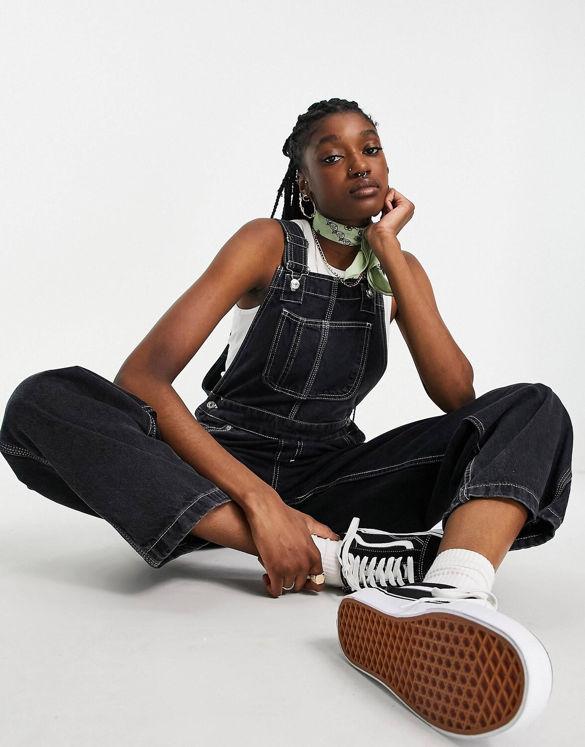 

Черный комбинезон Topshop Carpenter