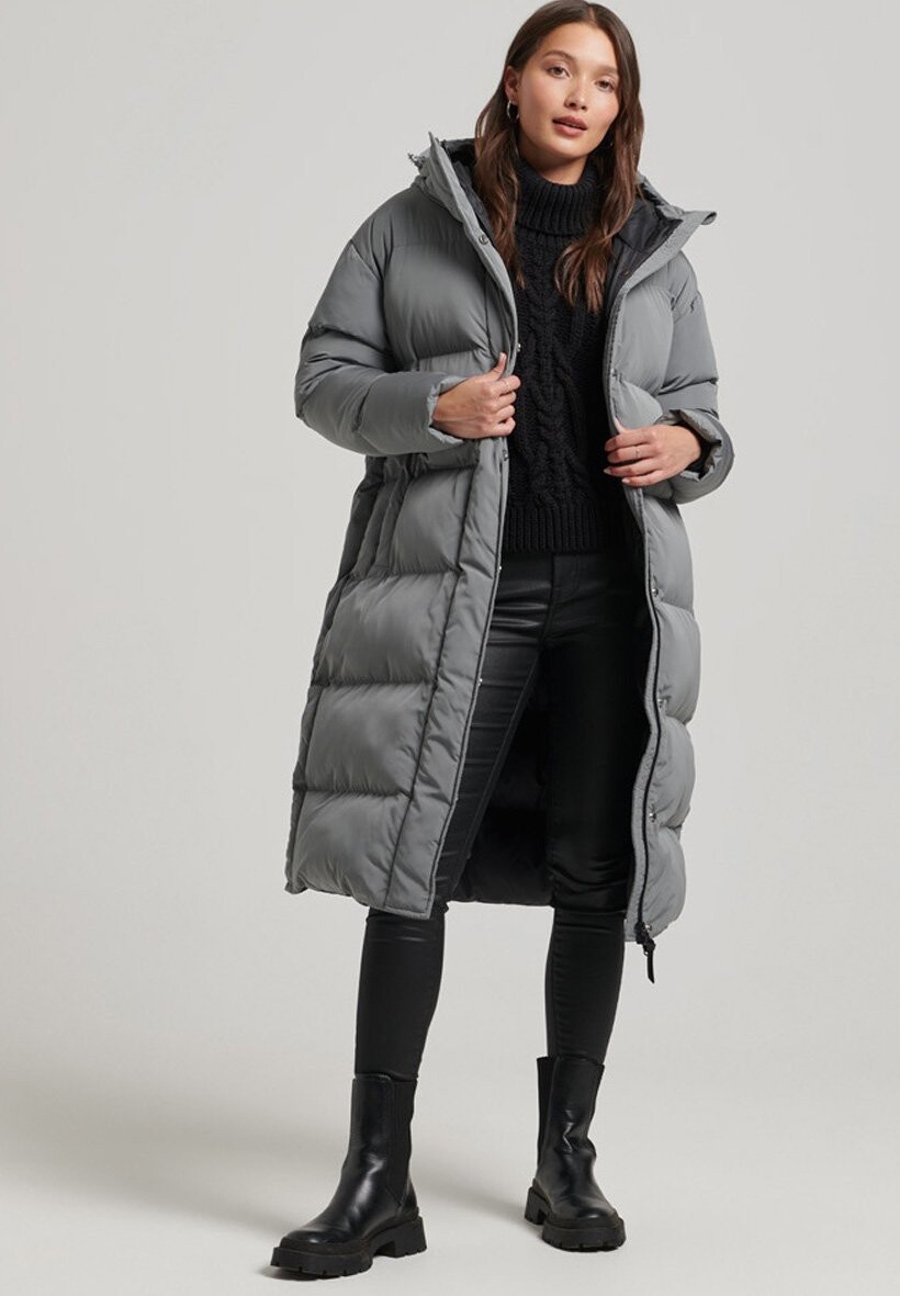 

Пальто зимнее Superdry, серый