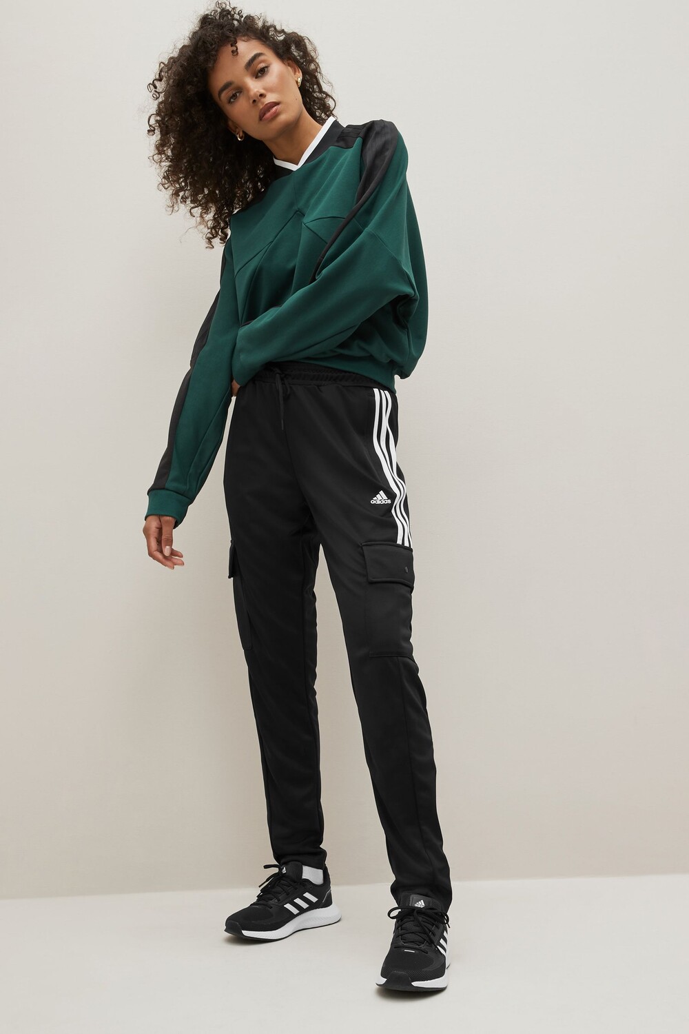 

Спортивные штаны adidas, черный