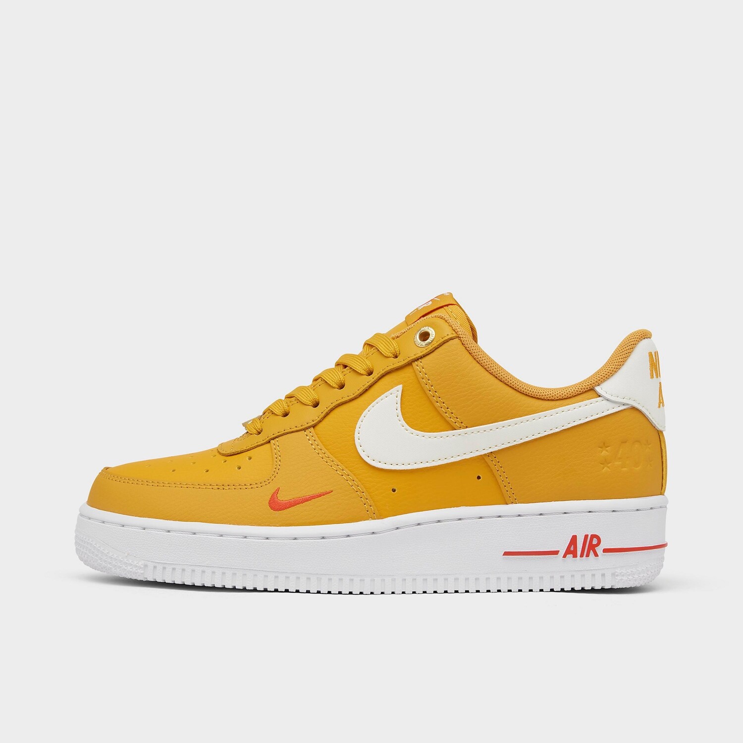 

Женская повседневная обувь Nike Air Force 1 Low SE 40 лет, желтый