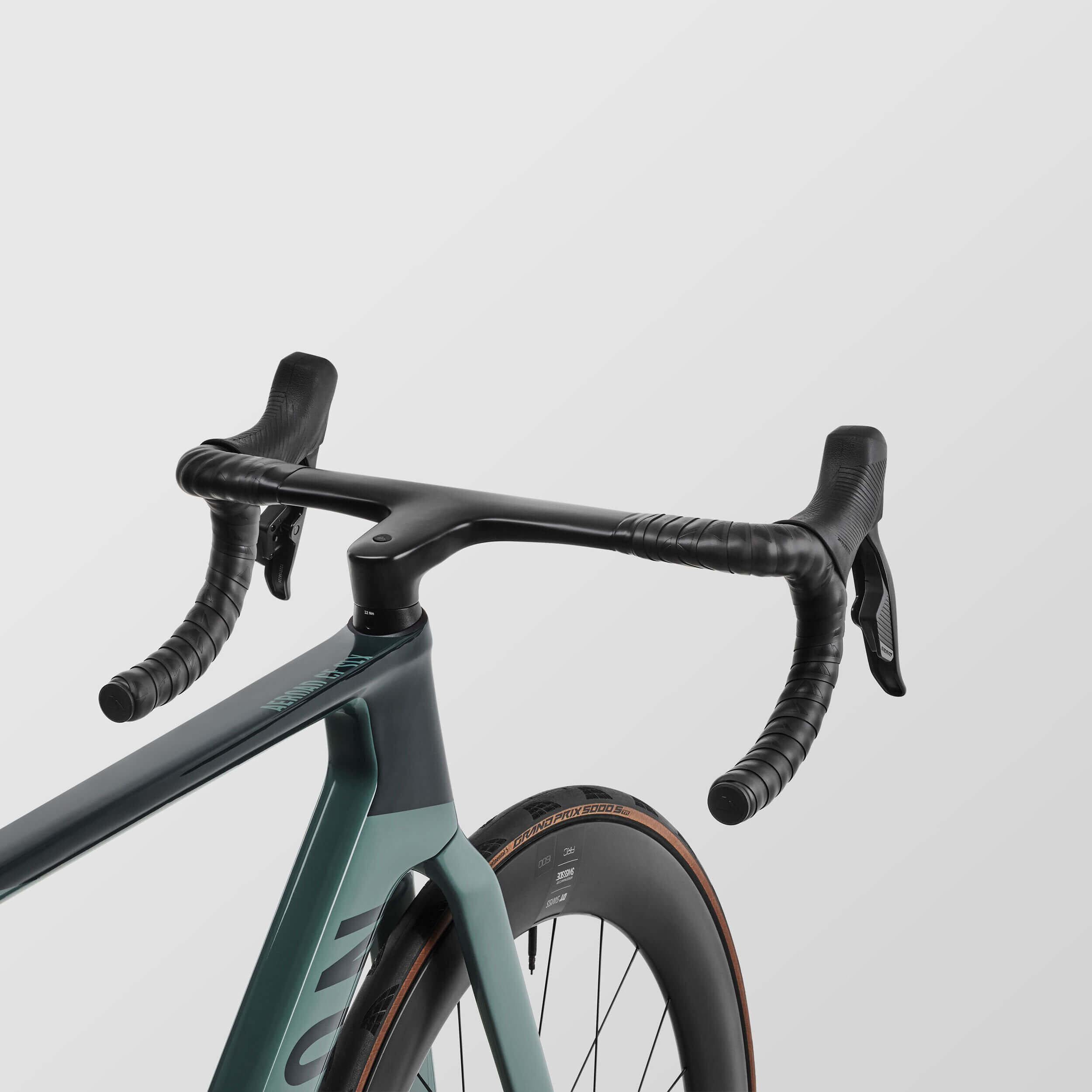 Шоссейный велосипед Canyon Aeroad CF SLX 7 eTap, светло-зеленый – купить  из-за границы через сервис «CDEK.Shopping»