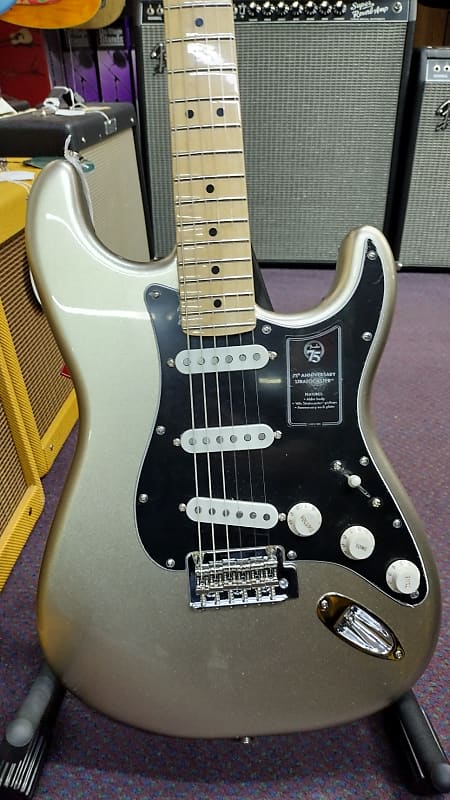 Стратокастер Fender к 75-летию 75th Anniversary Stratocaster