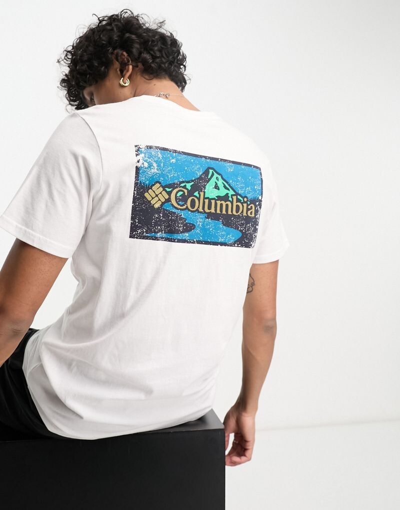 

Черная футболка с принтом на спине Columbia Rapid Ridge — эксклюзивно на ASOS