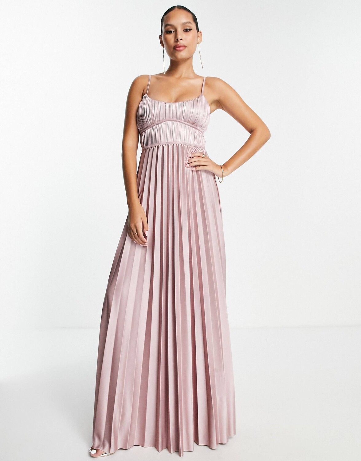 

Темно-розовое атласное платье макси со складками ASOS DESIGN, Розовый