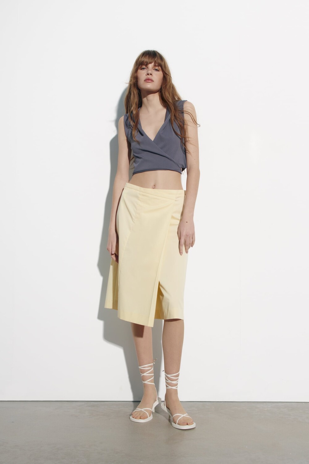 

Длинные шорты-бермуды с запахом ZARA, масло