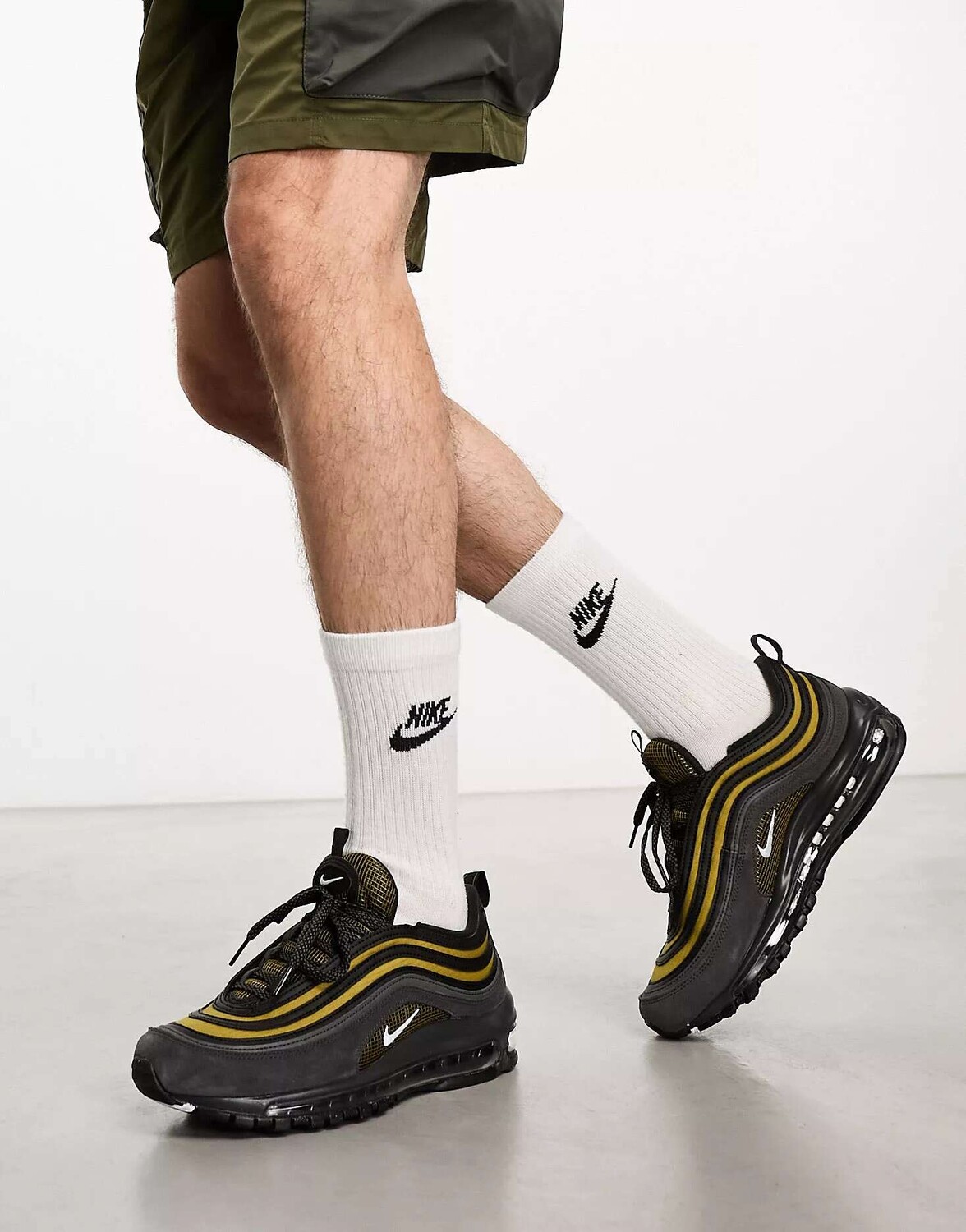 

Кроссовки Nike Air Max 97 черного и бронзового цвета, Черный