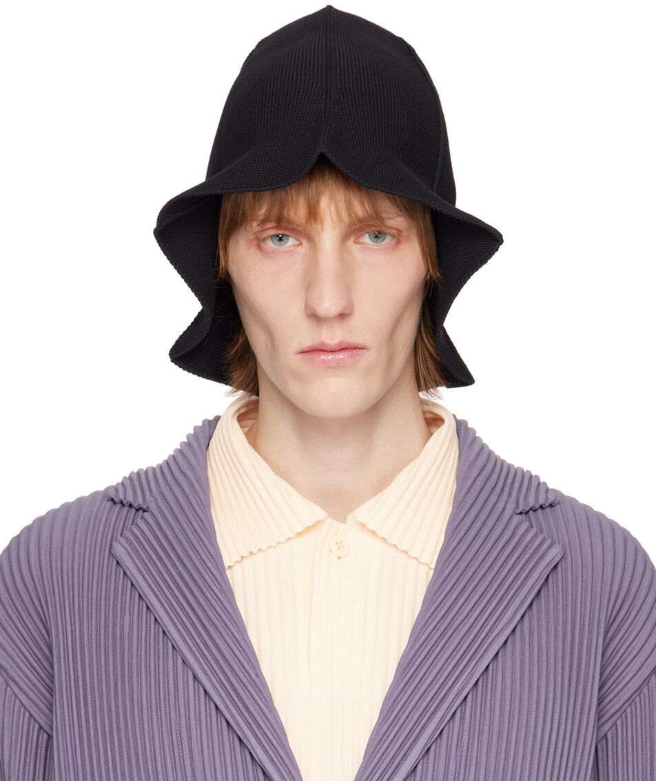 

Черная панама с цветущим принтом Homme Plissé Issey Miyake