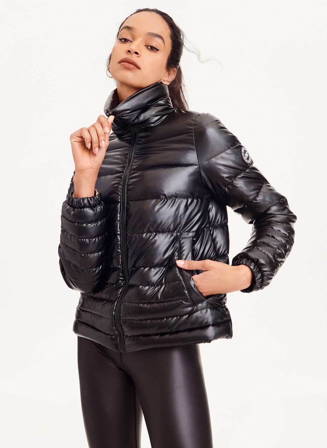 

Куртка пуховая складная DKNY