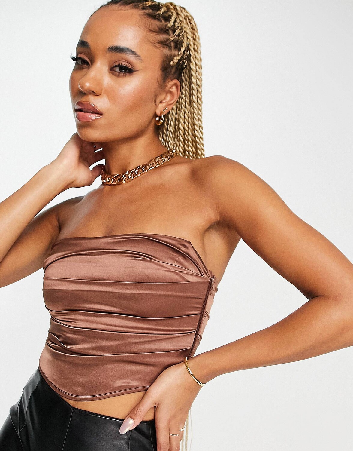 

Атласный корсетный топ шоколадного цвета ASOS DESIGN
