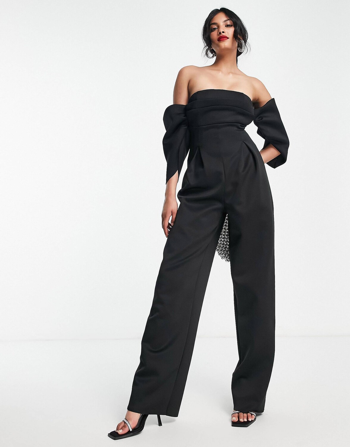 

Черный комбинезон с вырезом-лодочкой ASOS DESIGN