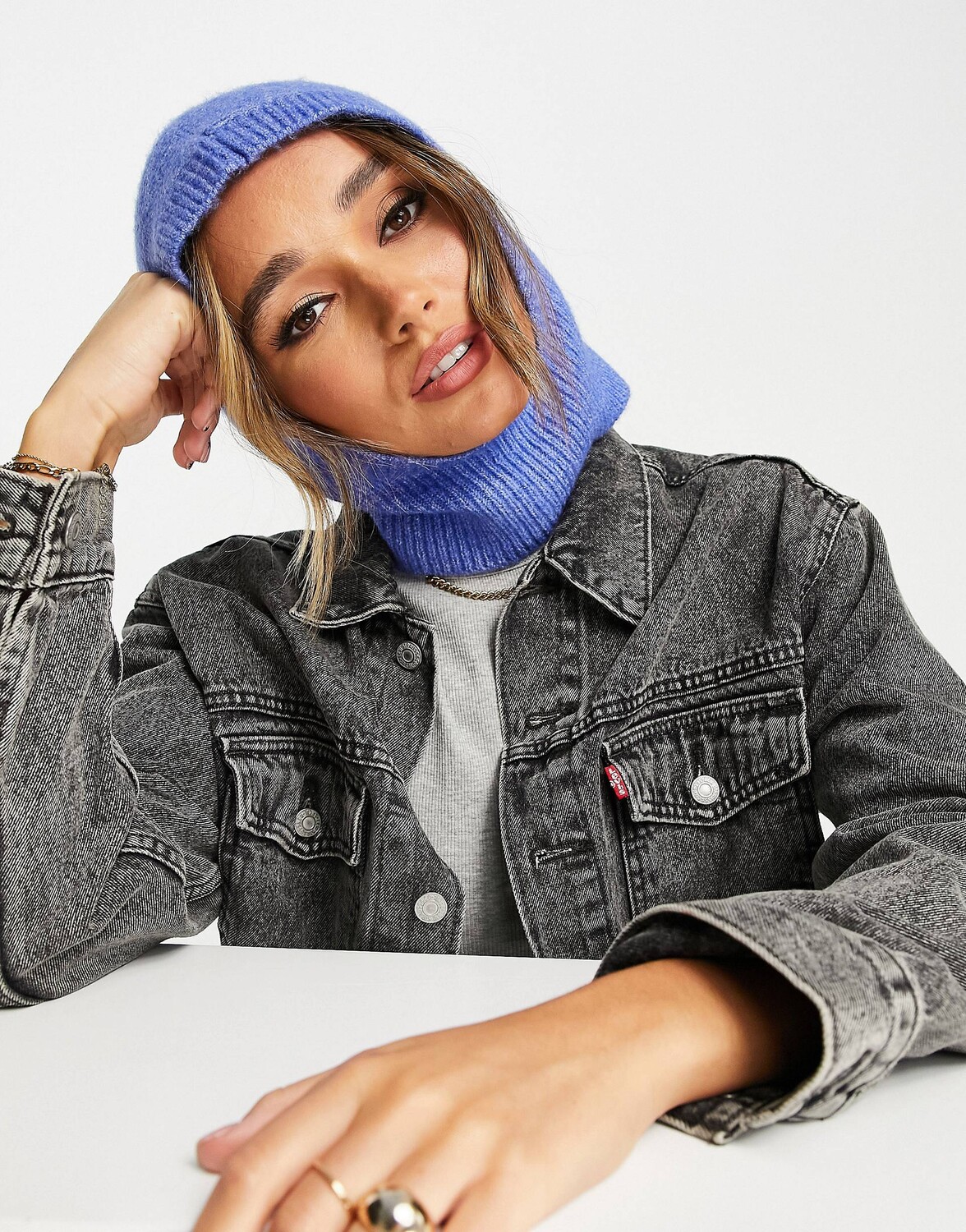 

Синий капюшон в рубчик ASOS DESIGN