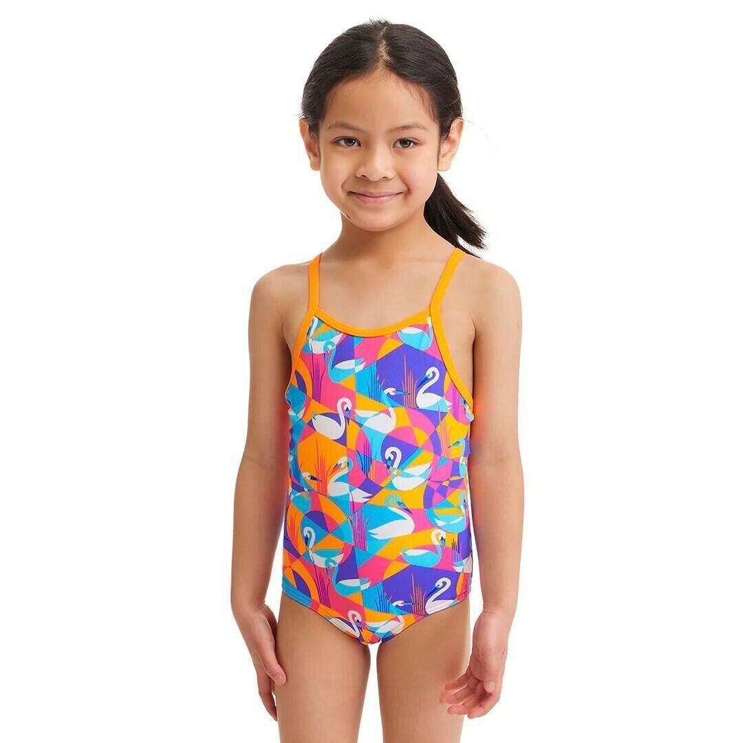 

Сплошной купальник для девочки Funkita Eco, апельсин
