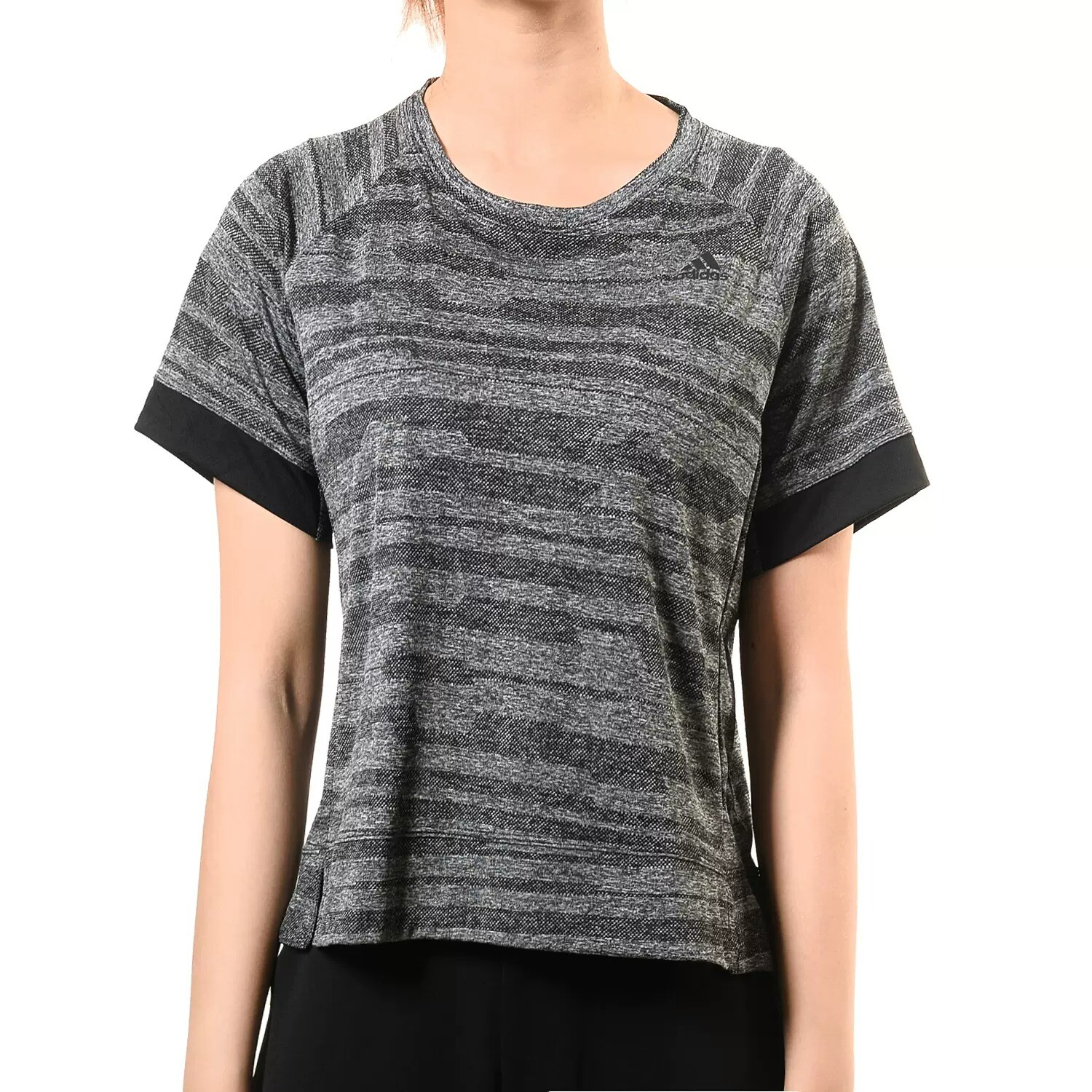 

Футболка Adidas BOXY JACQUARD T, серый/черный