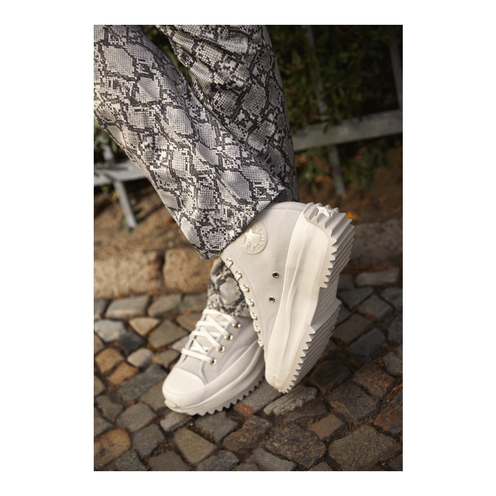 

Кроссовки Converse Run Star Hike, desert sand/egret