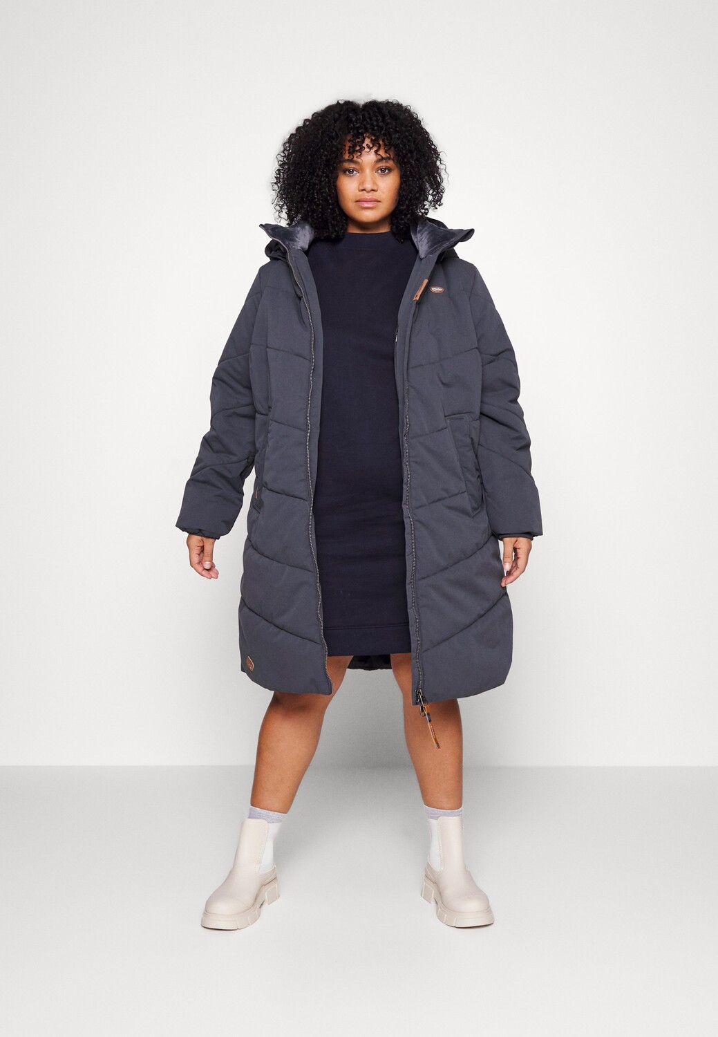 

Пальто классическое Ragwear Plus, темно-серый