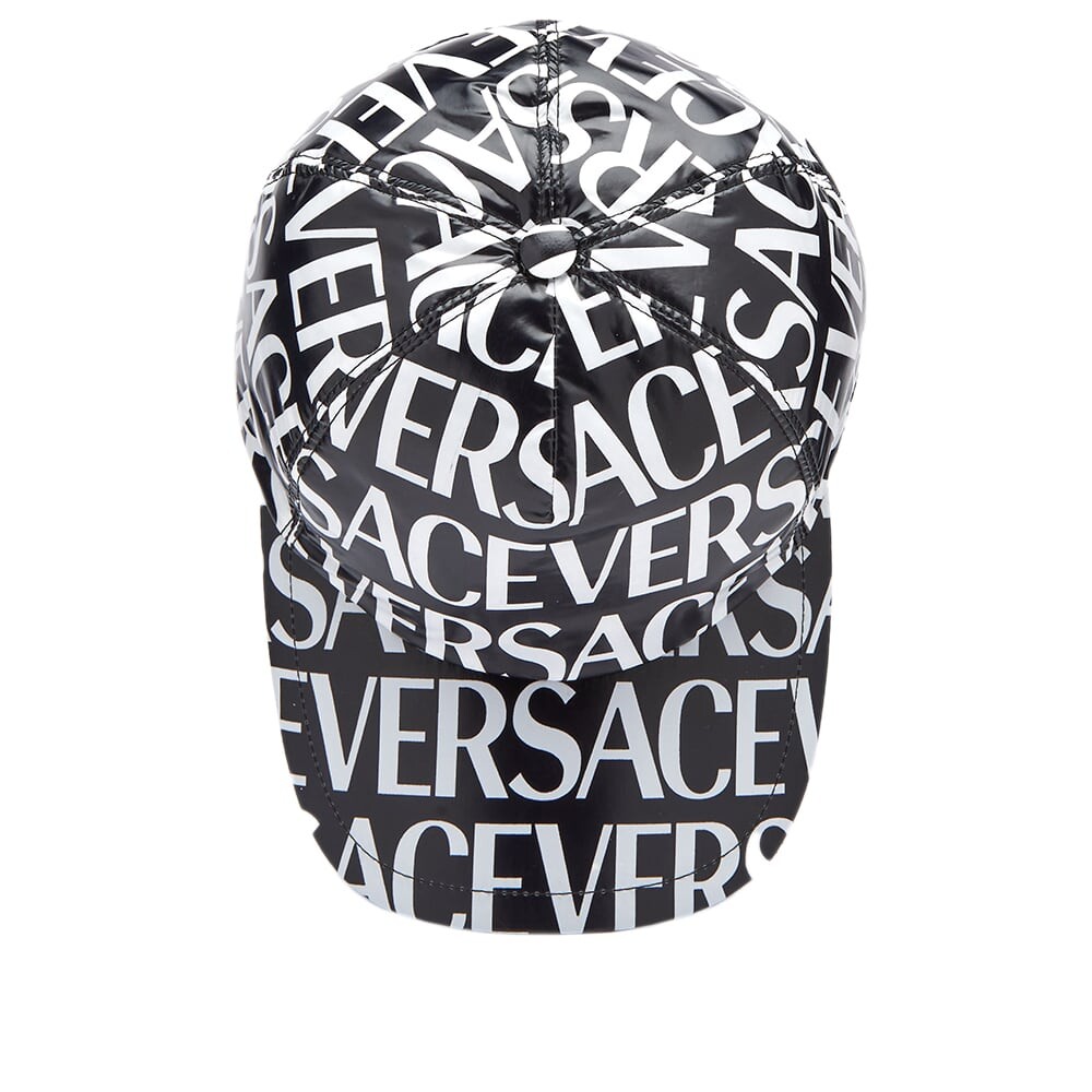 

Кепка с логотипом Versace