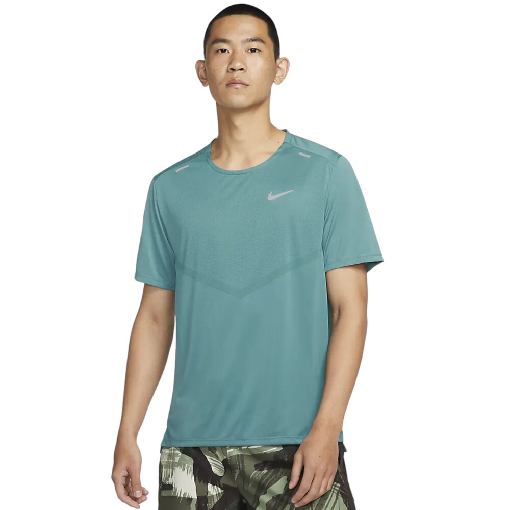 

Футболка Nike Dri-Fit Rise 365, зеленый