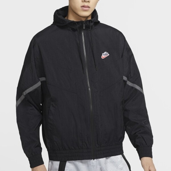 

Куртка Nike Sportswear Windrunner+ Hooded Reflection, черный