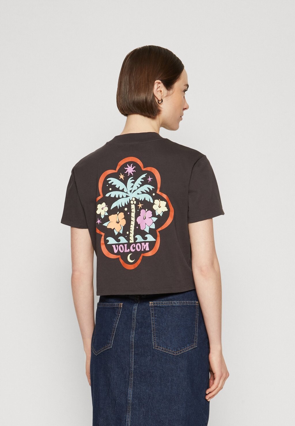 

Футболка с принтом POCKET DIAL TEE Volcom, цвет vintage black