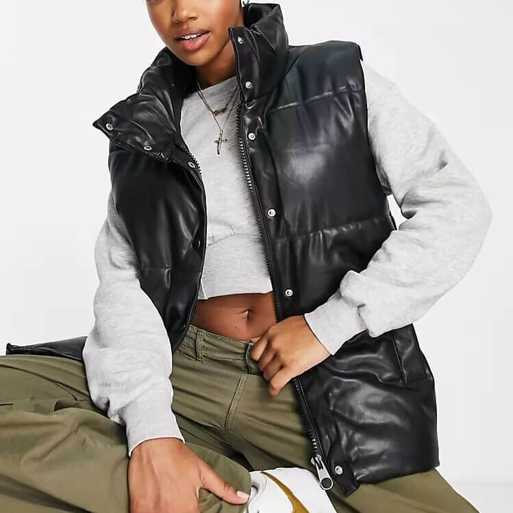 

Жилет Pull&Bear, черный