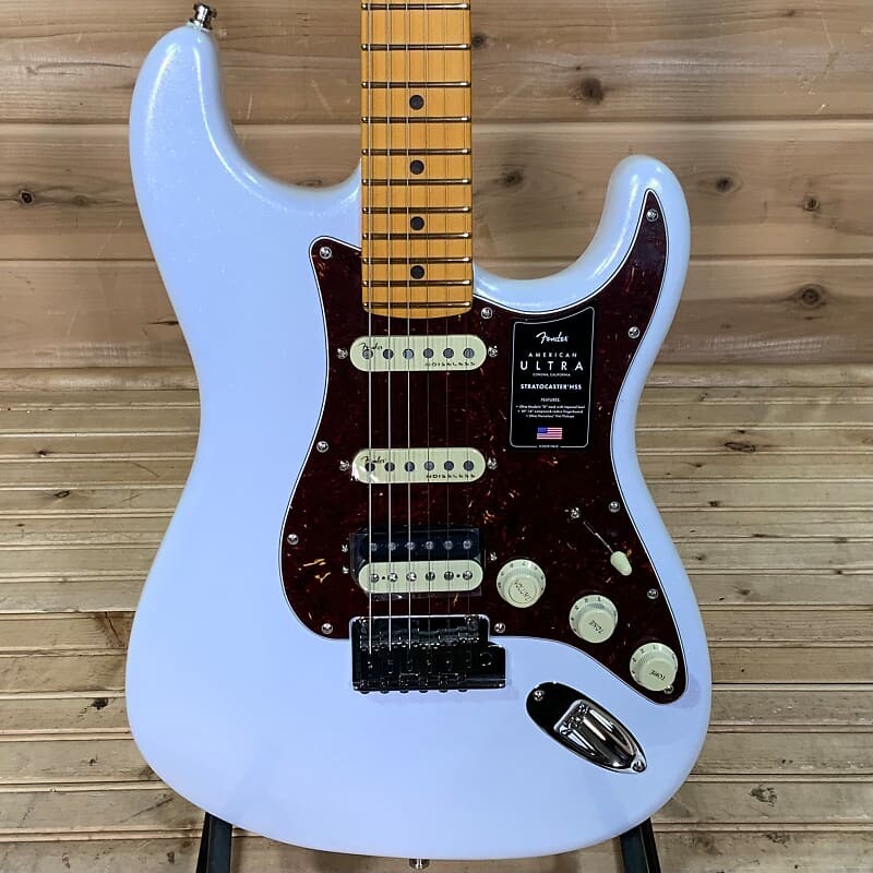 

Электрогитара Fender American Ultra Stratocaster HSS - Arctic Pearl American Ultra Stratocaster HSS Electric Guitar - Arctic Pearl