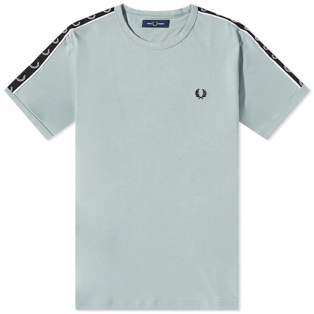 

Футболка Fred Perry Taped Ringer Tee