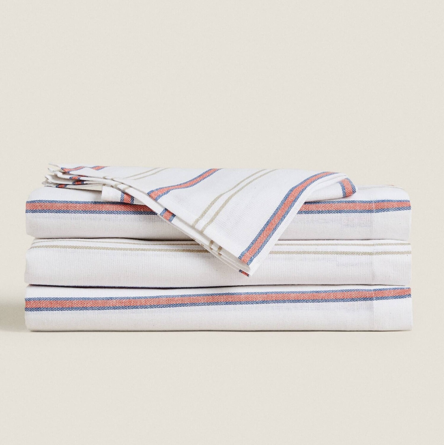 

Скатерть Zara Home Dyed Thread Cotton, красно-коричневый