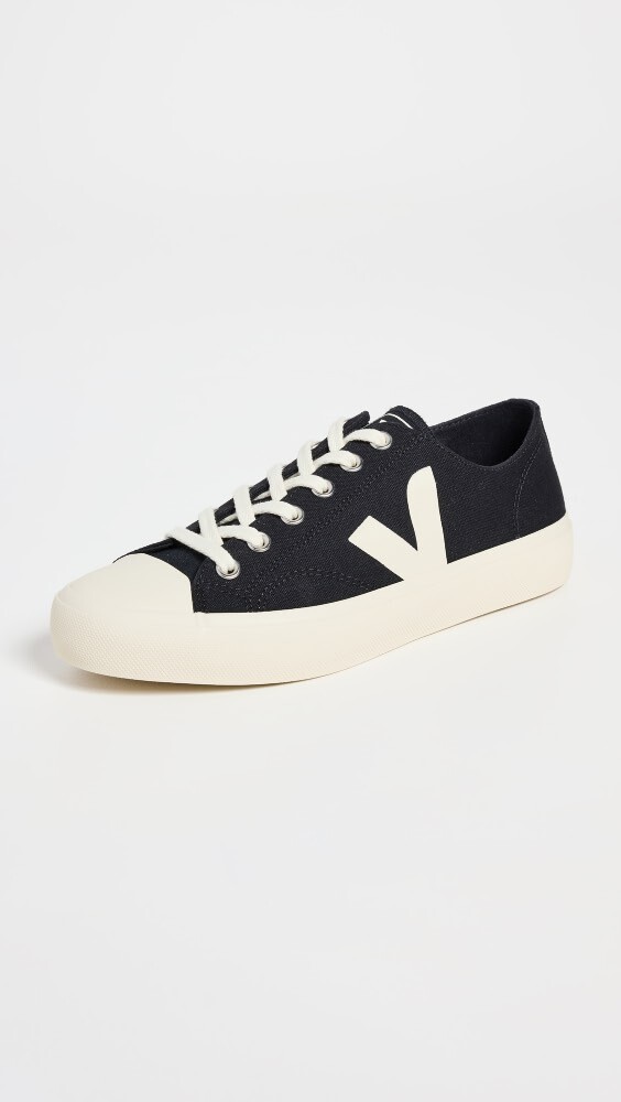 

Кроссовки Veja Wata II Low, черный