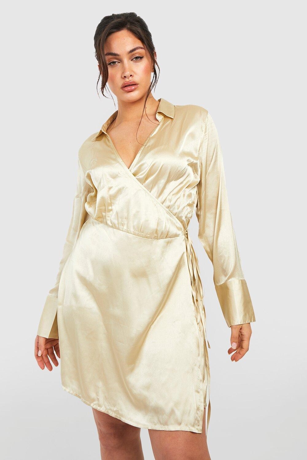 

Платье plus атласное с поясом и запахом Boohoo, песочный