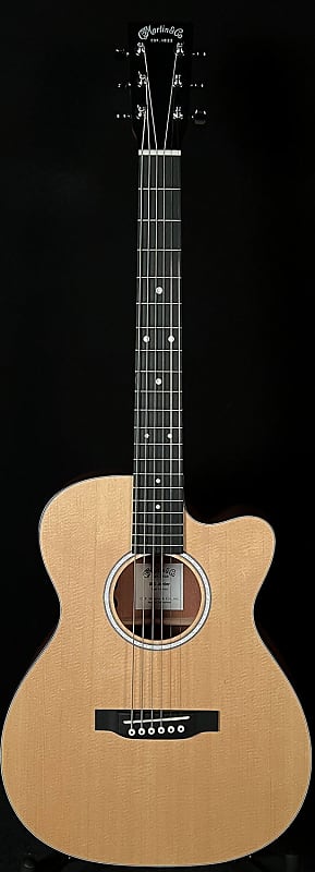 цена Гитары Martin 000CJr-10E Guitars 000CJr-10E