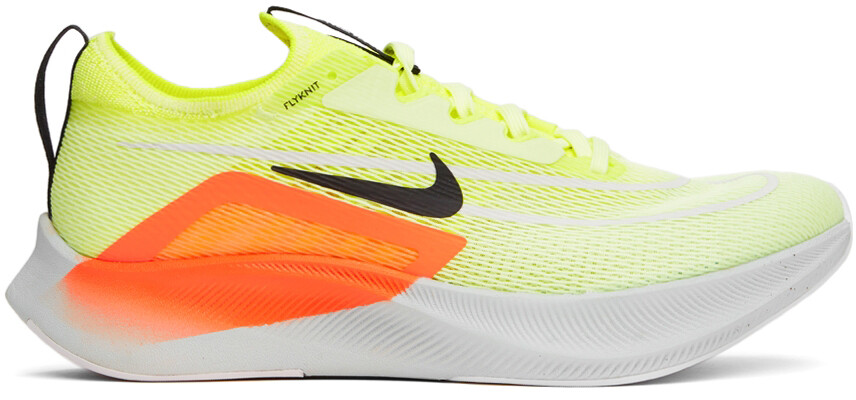 

Желтые кроссовки Zoom Fly 4 Nike