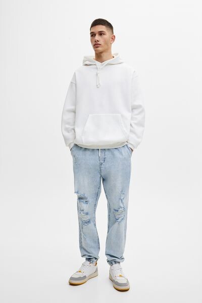 

Рваные джинсы-джоггеры PULL&BEAR