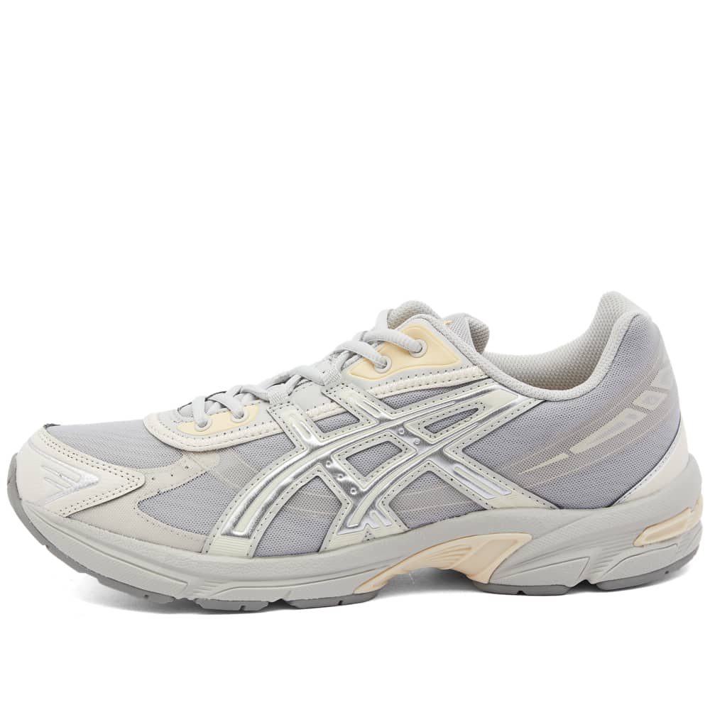 ASICS Gel 1130. ASICS кроссовки Gel-1130. ASICS Gel-1130 448382. ASICS Gel NYC White/Oyster Grey на ноге.