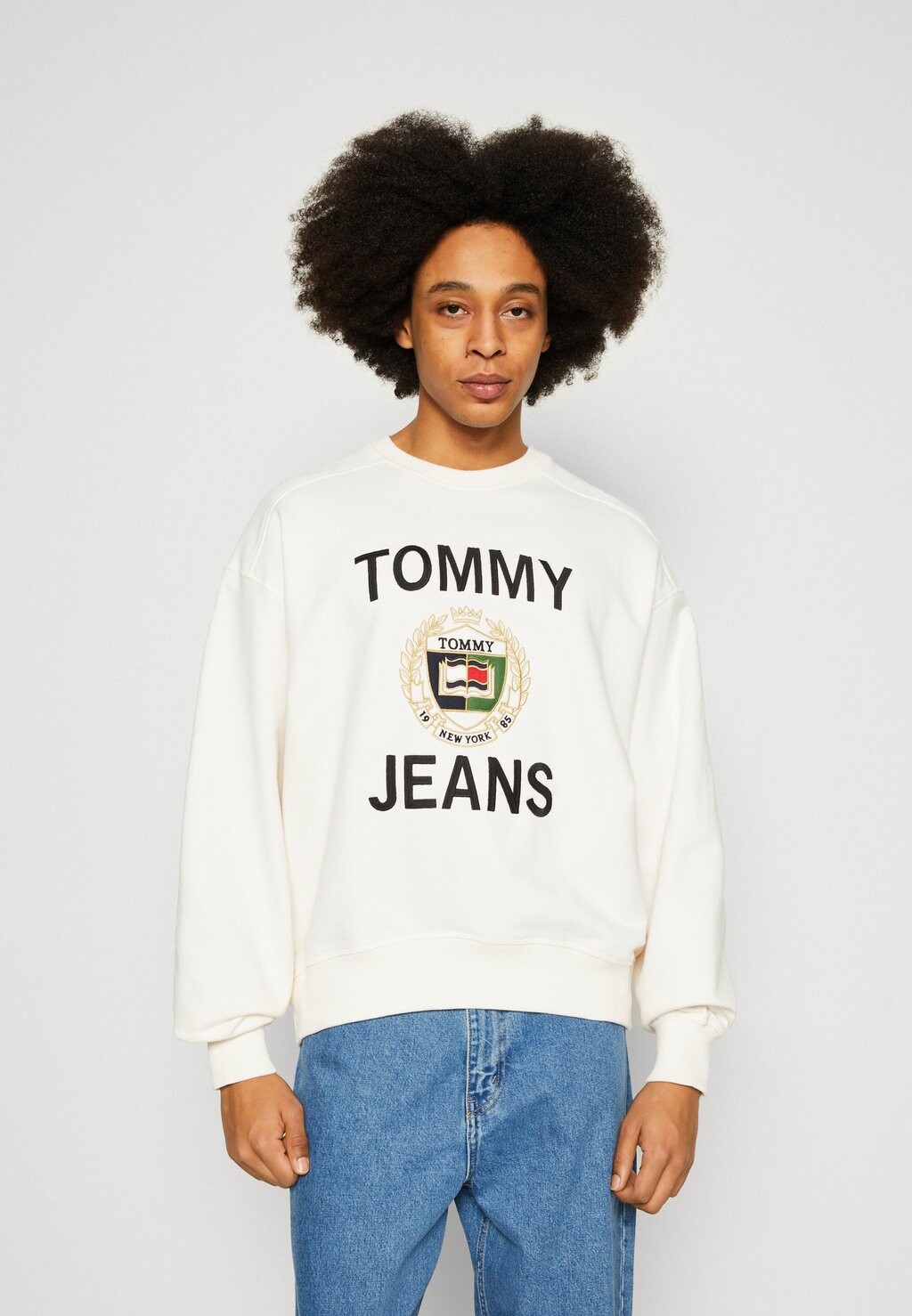 

Толстовка Tommy Jeans